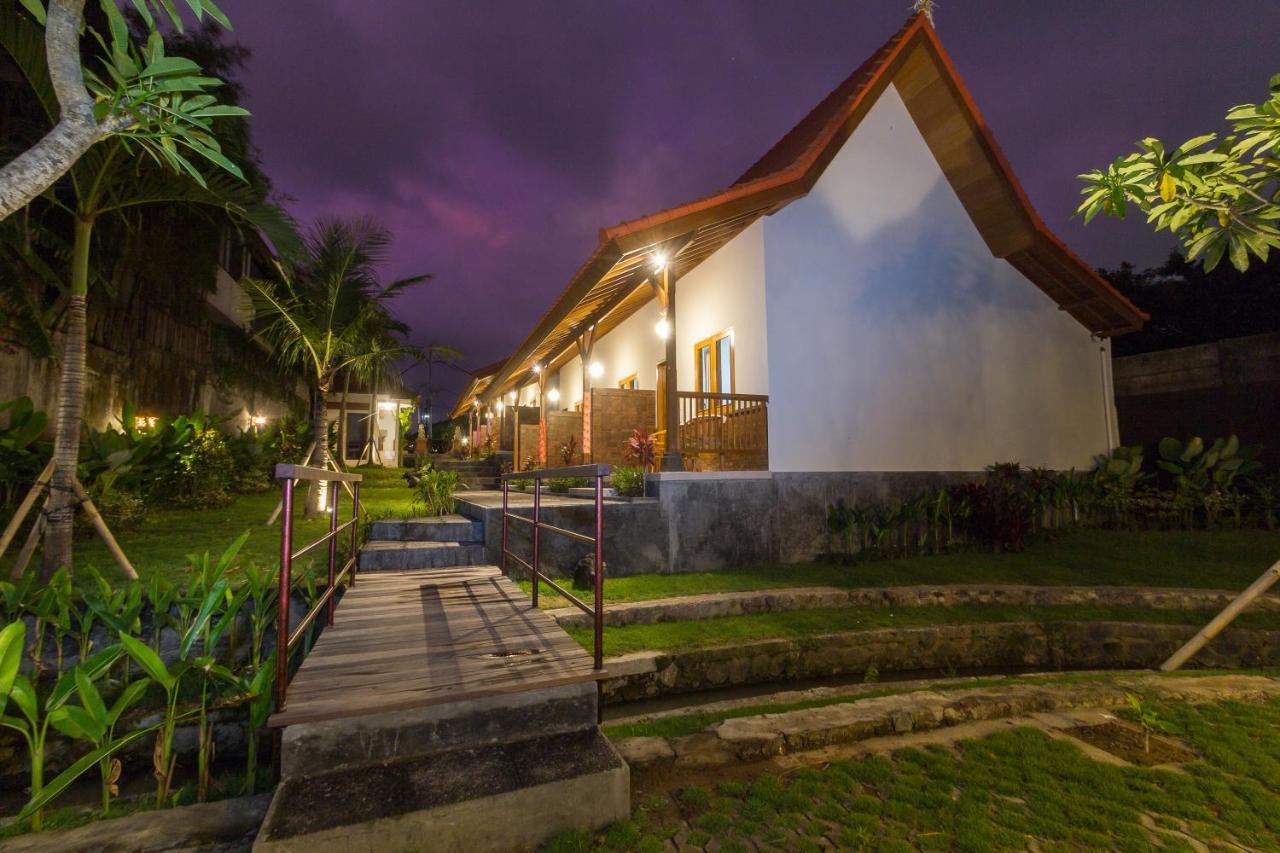 The Uma Guesthouse Canggu Exteriör bild