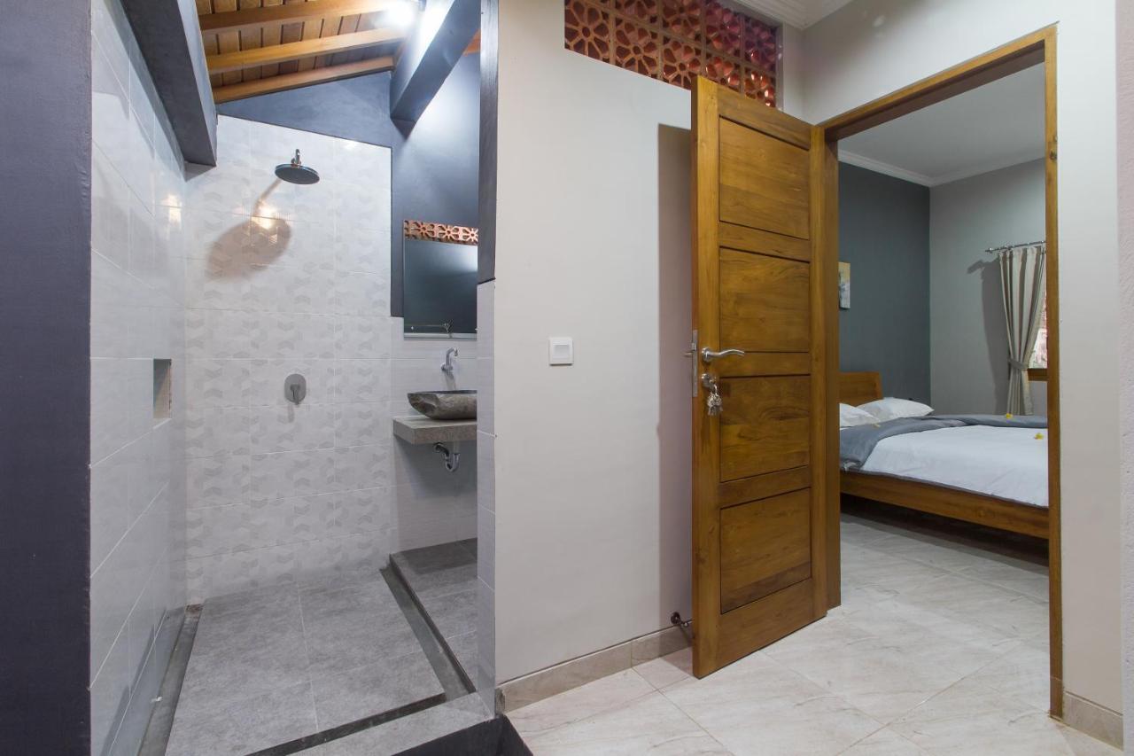The Uma Guesthouse Canggu Exteriör bild
