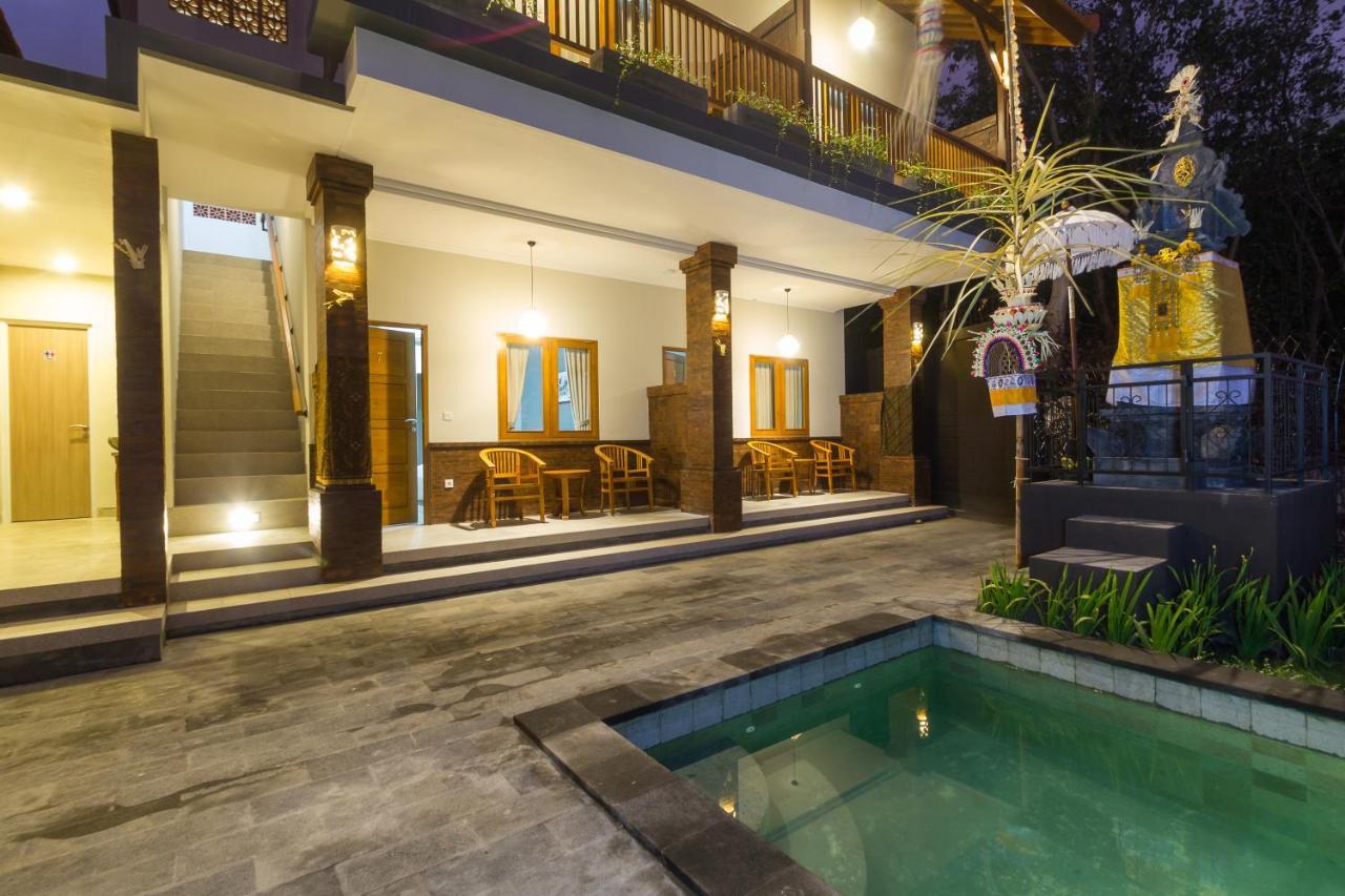 The Uma Guesthouse Canggu Exteriör bild